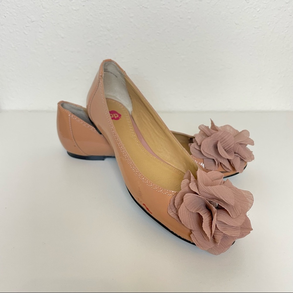 Bp Prissy Girlie Pink Patent Leather Flats With Flower Rosette Detail